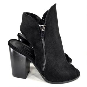Charlotte Russe Alba Black Vegan Suede, Open Toe, Block Heel Women's Size 7M
